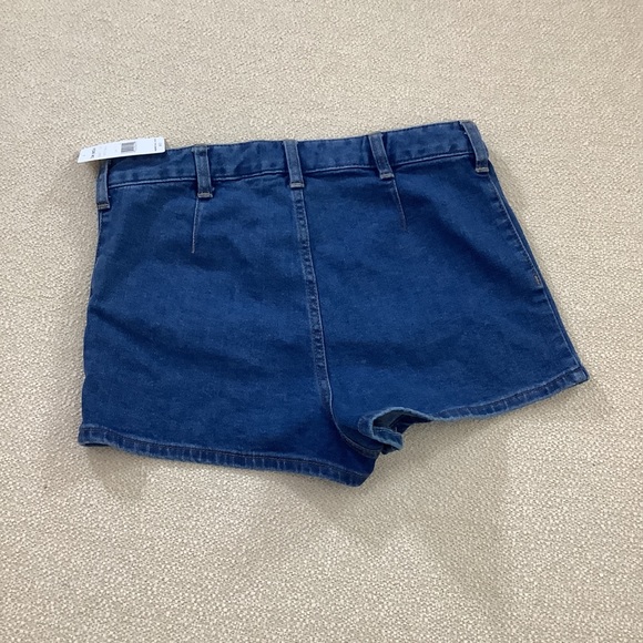 Free People Shorts - Picture 2 of 8